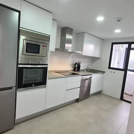 Apartament Lucena Beach. Atico Soleado, Piscina Y Playa Torremolinos