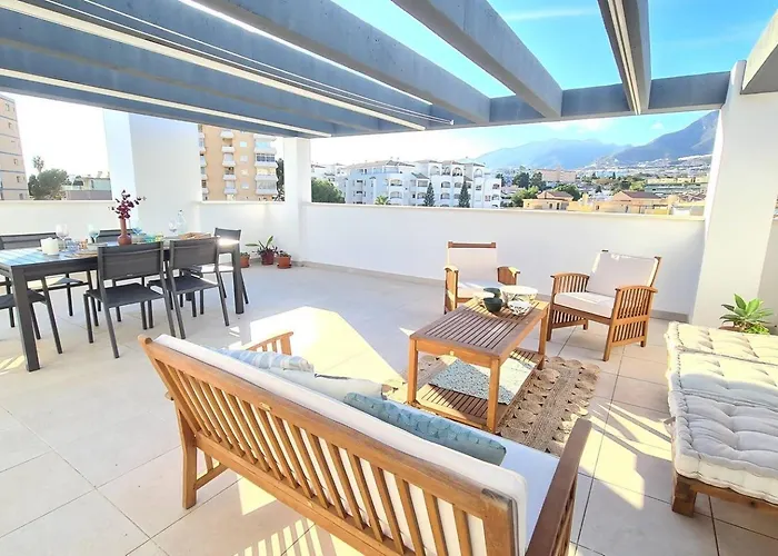 Lucena Beach. Atico Soleado, Piscina Y Playa