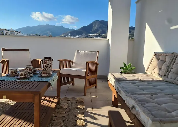 Lucena Beach. Atico Soleado, Piscina Y Playa Torremolinos