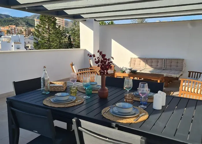 Lucena Beach. Atico Soleado, Piscina Y Playa Apartment