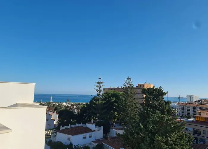 Lucena Beach. Atico Soleado, Piscina Y Playa *