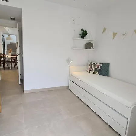 Lägenhet Lucena Atico Soleado, Piscina Y Playa *